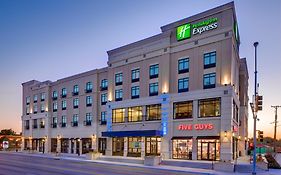 Holiday Inn Express & Suites - Kansas City Ku Medical Center By Ihg
